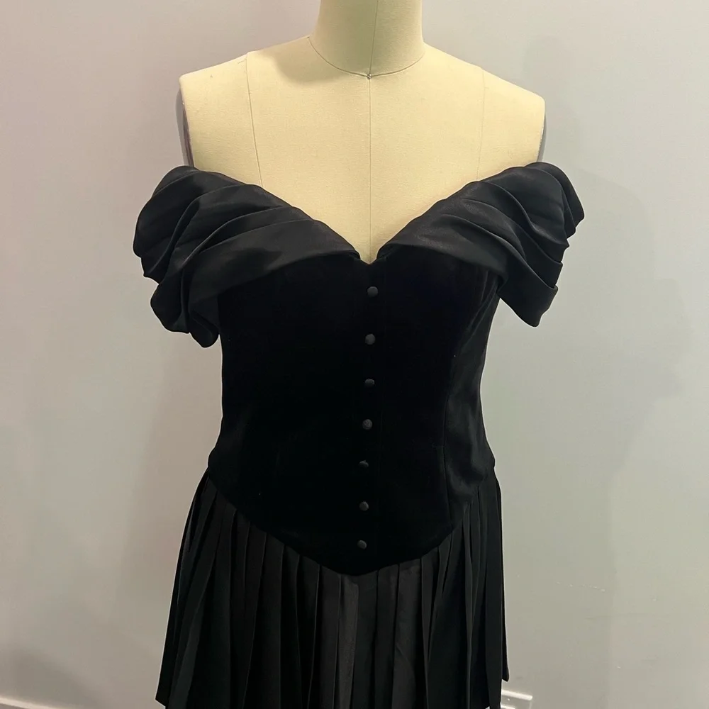 Echo Black Velvet Off-shoulder Pleated Mini Dress - Picture 3 of 10